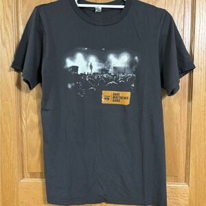 Dave Matthew’s concert/band tee with tour dates on back